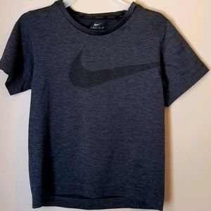 Boys shirt, Nike gray, size 6